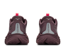 Clifton 11 GTX - Women's